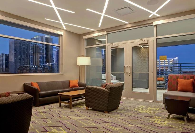 酒店 Home2 Suites By Hilton Charlotte Uptown, Nc