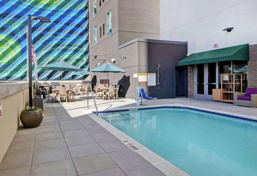 酒店 Home2 Suites By Hilton Charlotte Uptown, Nc