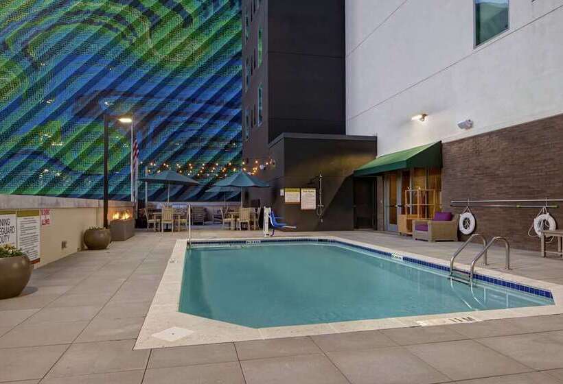 酒店 Home2 Suites By Hilton Charlotte Uptown, Nc