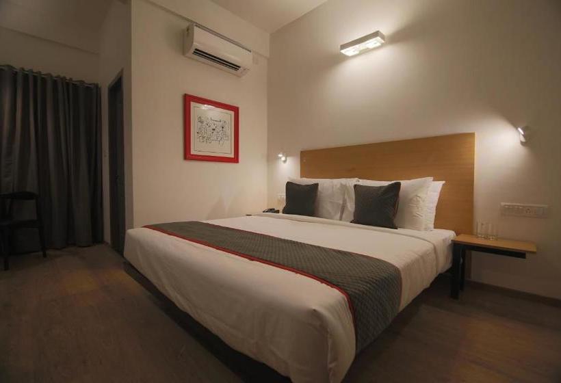 בית מלון כפרי Super Townhouse Airport Road