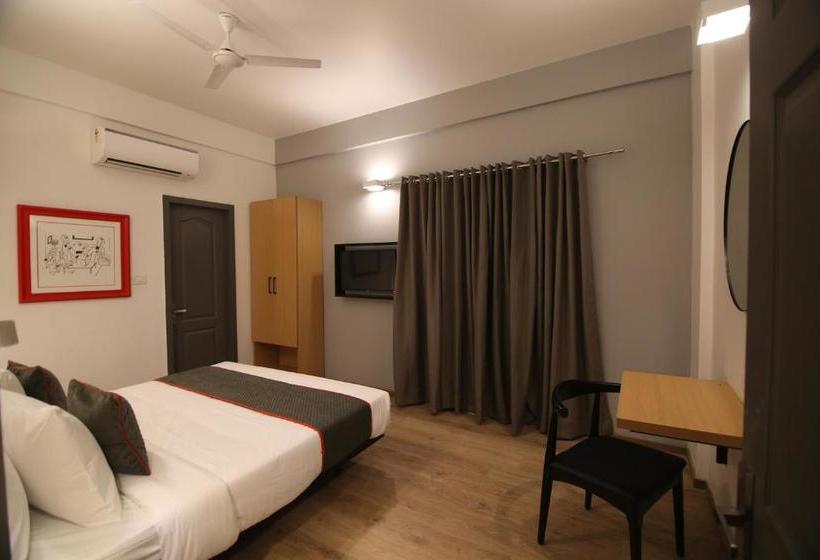 בית מלון כפרי Super Townhouse Airport Road