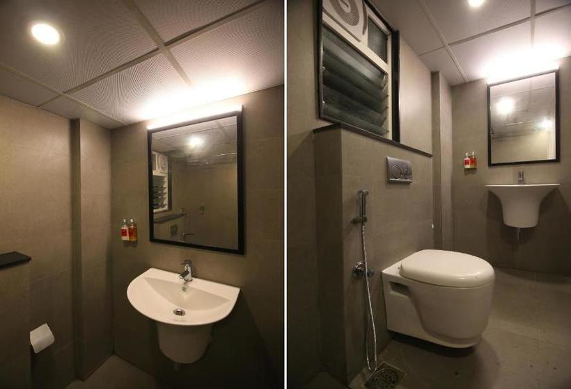 בית מלון כפרי Super Townhouse Airport Road