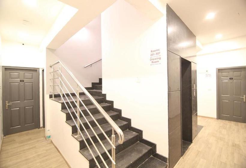 בית מלון כפרי Super Townhouse Airport Road