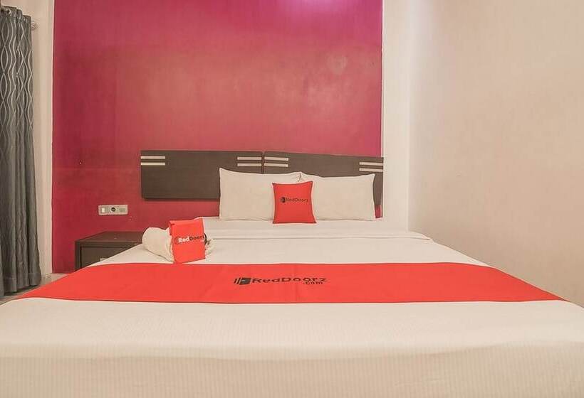 酒店 Reddoorz Plus Near Undip Pleburan