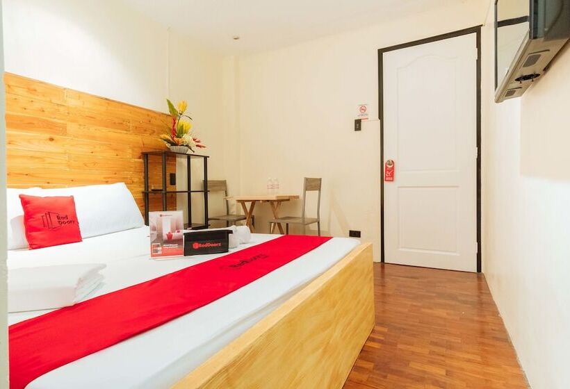 هتل Reddoorz @ Vicente Street Espana Manila