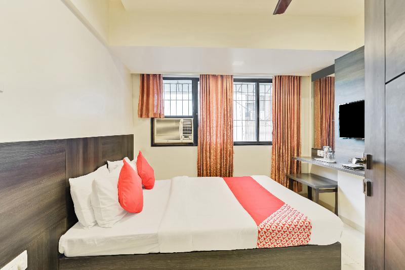 فندق Sharada International By Oyo Rooms