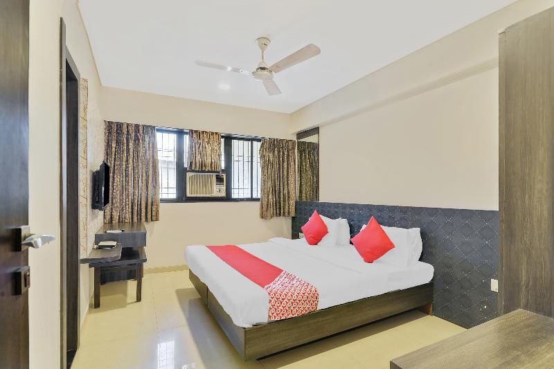 فندق Sharada International By Oyo Rooms