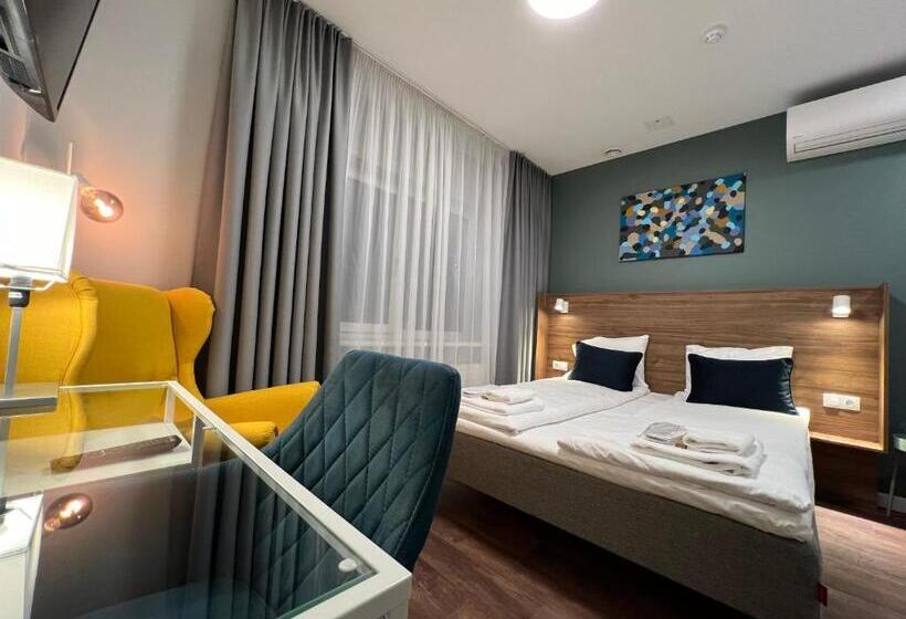 هتل Stay Vilnius
