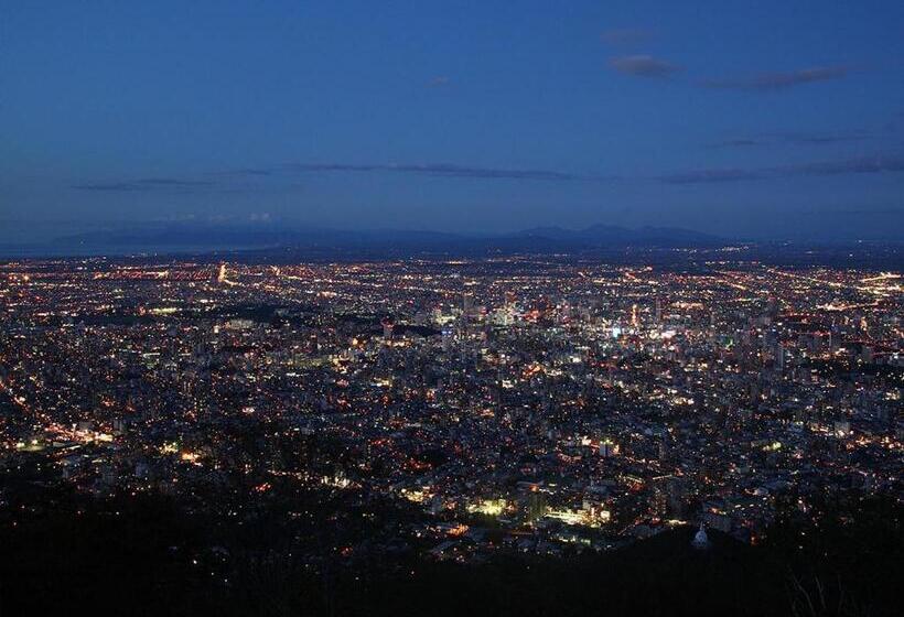 Отель Wing International Sapporo Susukino