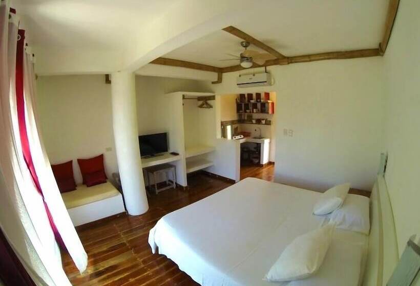 Lanterna Hotel Boracay