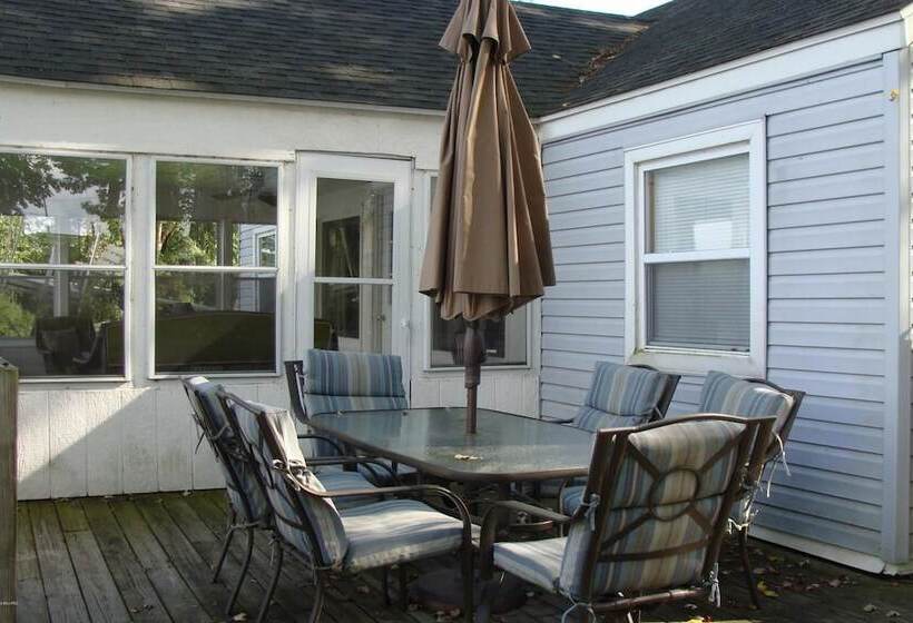 On Pointe Lakefront Resort