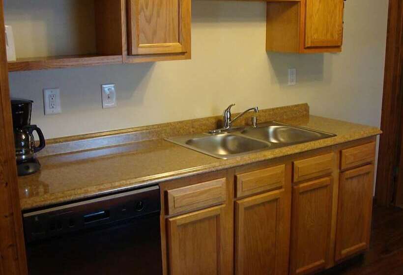 On Pointe Lakefront Resort