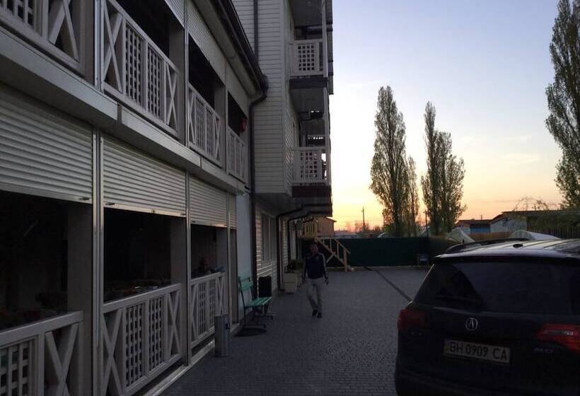 پانسیون Aisha