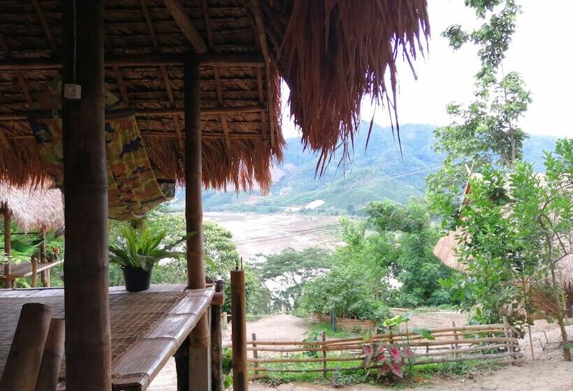 Pensió Art Khamu Homestay