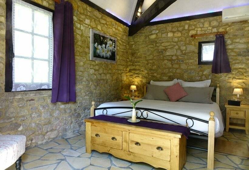 膳宿费 Au Pre Des Sources