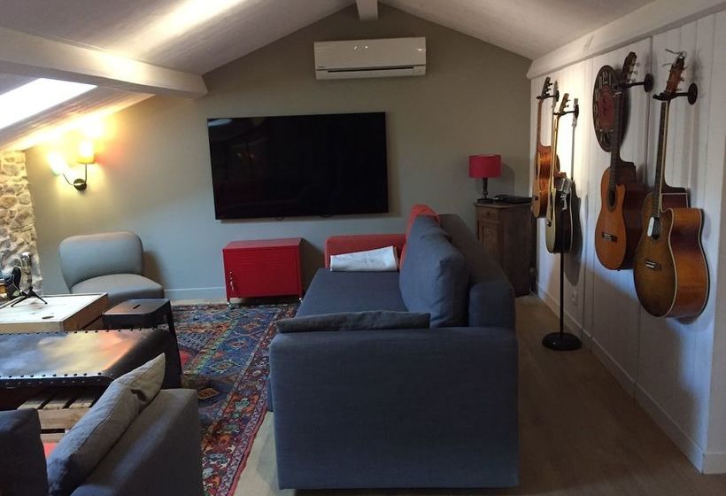 بنسيون Côté Jardin