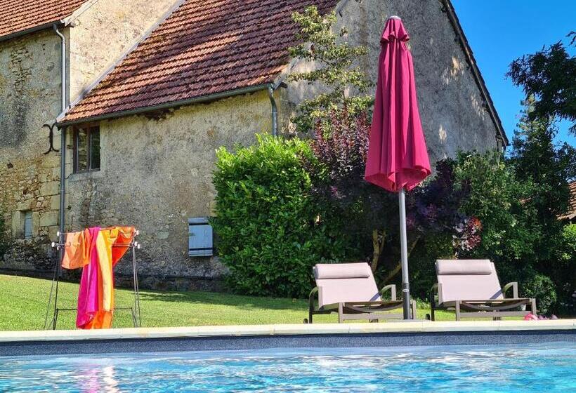 پانسیون Ferme De Tayac   Charme Avec Pool