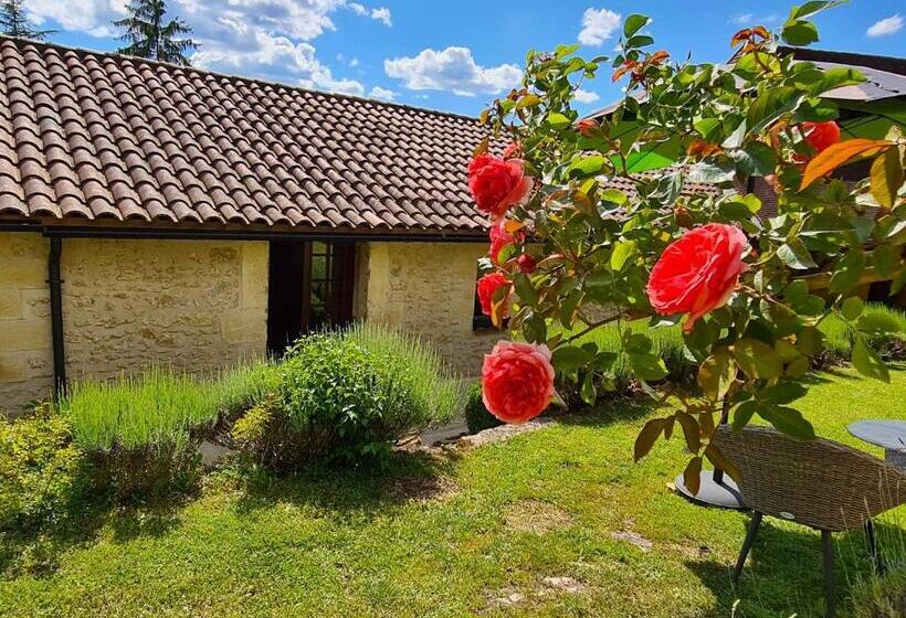 פנסיון Ferme De Tayac   Charme Avec Pool