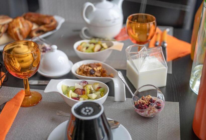 Пансион L Instant