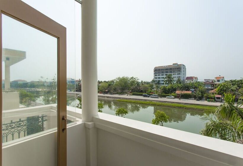 پانسیون Luna Rossa Villa