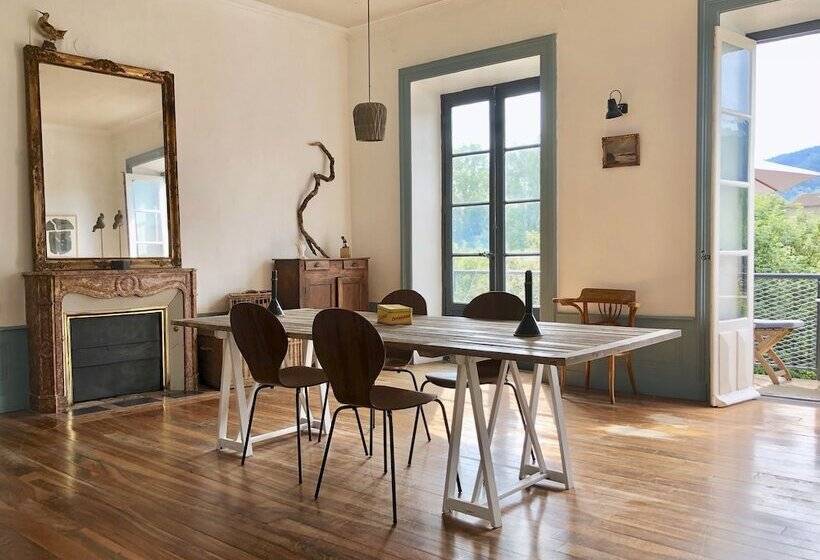 פנסיון Maison Cha Ri Va Ri