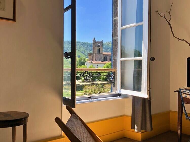 פנסיון Maison Cha Ri Va Ri