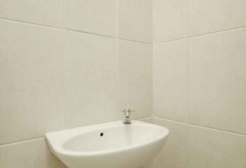 펜션 Reddoorz Syariah Plus Near Pancoran 2