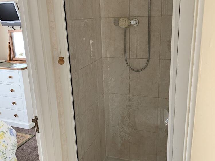 펜션 Rosevale Bed & Breakfast