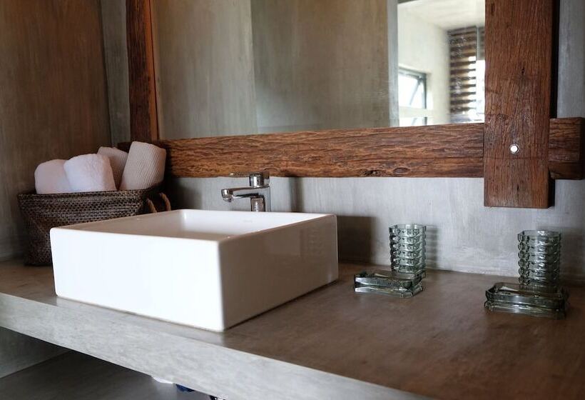 פנסיון Veue Beach Cabins