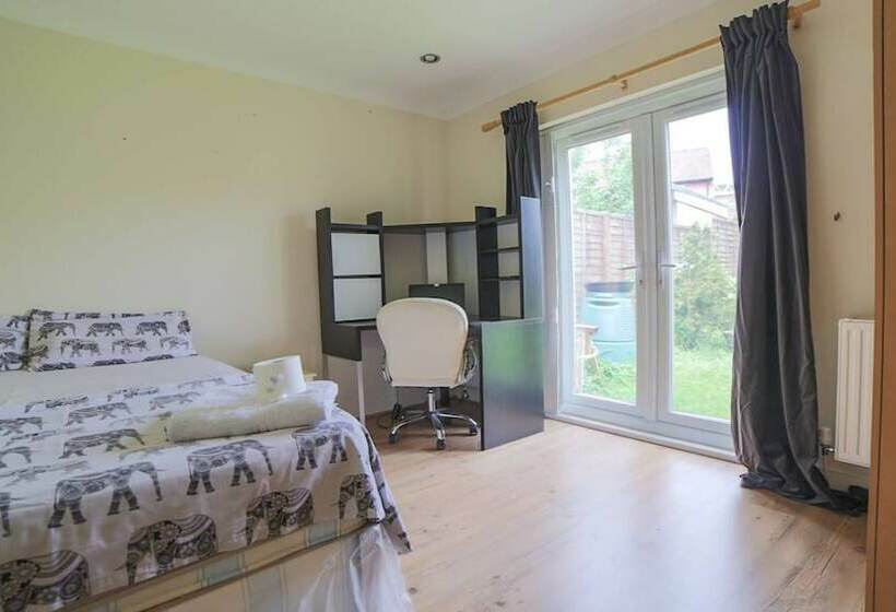 Пансион Vivian Prime Home