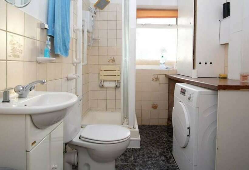 Пансион Vivian Prime Home