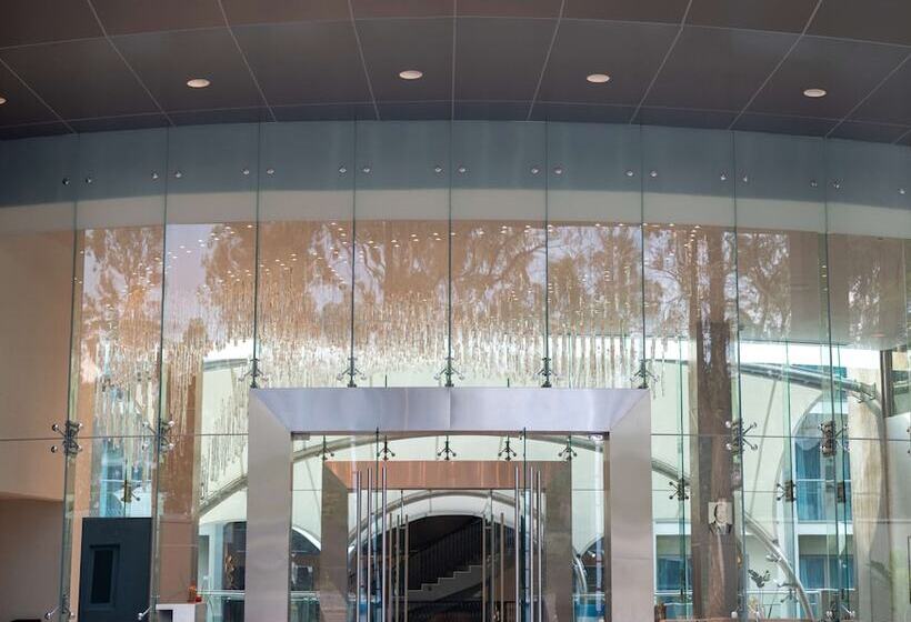 Radisson Blu Hotel & Residence Nairobi Arboretum