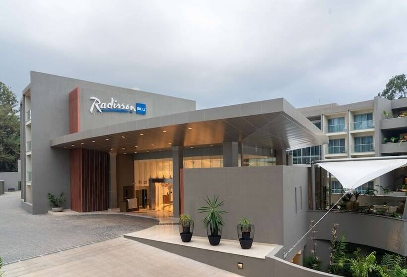 Radisson Blu Hotel & Residence Nairobi Arboretum