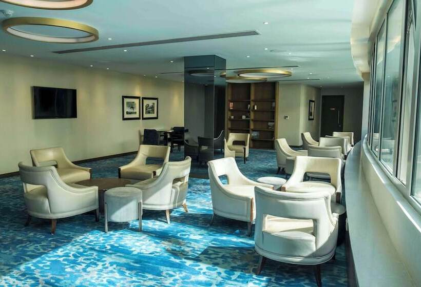 Radisson Blu Hotel & Residence Nairobi Arboretum