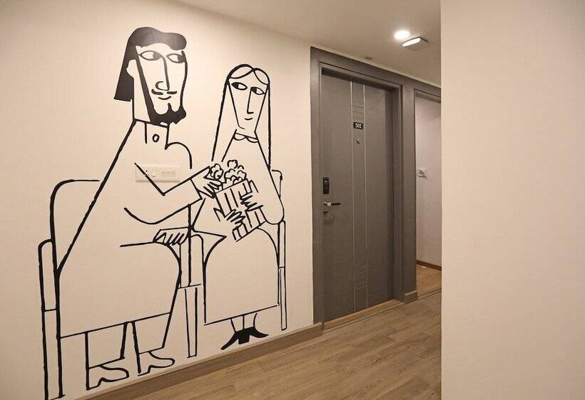 Royal Palms Hotel By Oyo Rooms