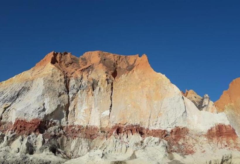 فندق Villa Arte Pousada Morro Branco