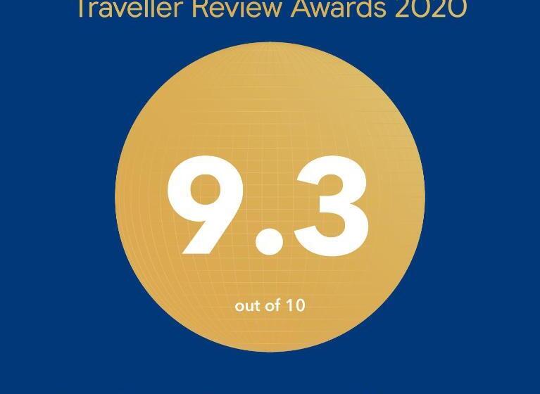 酒店 Blue Corner Beach Huts & Restaurant