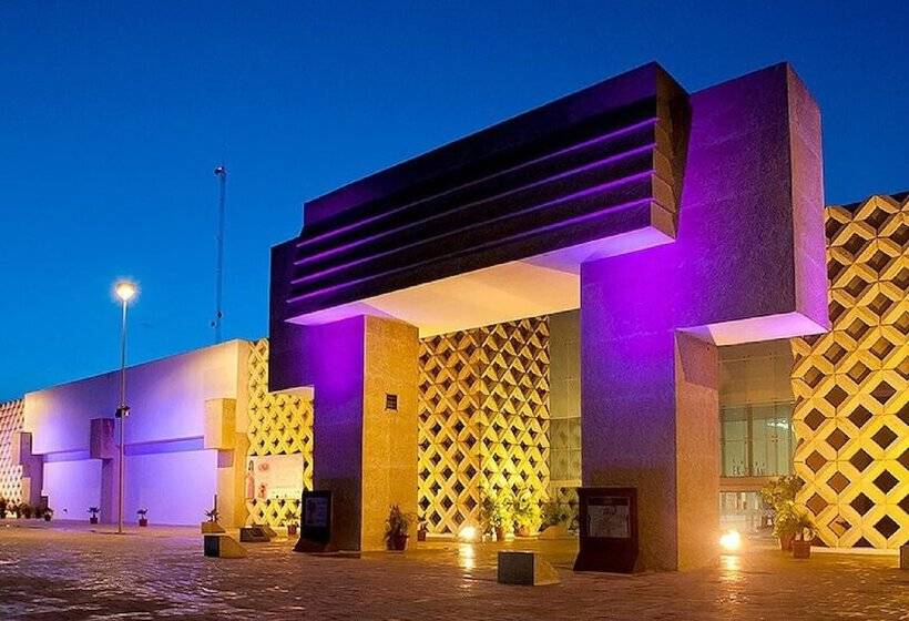 酒店 Holiday Inn & Suites Merida La Isla, An Ihg