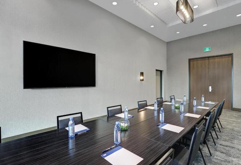 فندق Holiday Inn Express   Kingston West, An Ihg