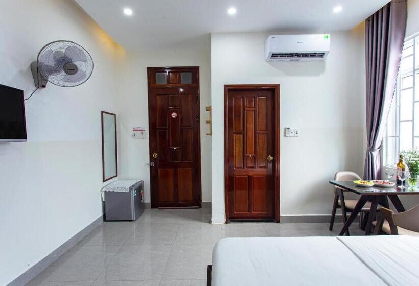 Le House Hotel And Studio