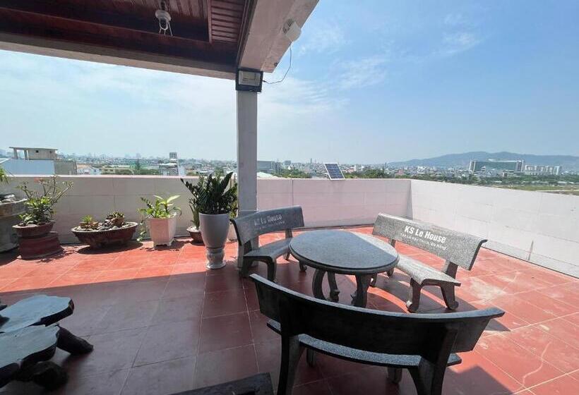 Le House Hotel And Studio