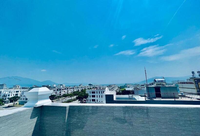 Le House Hotel And Studio