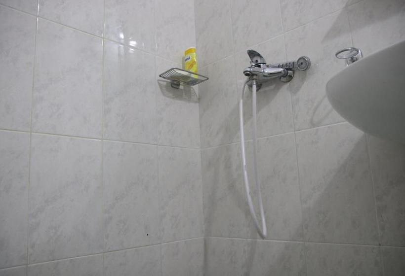 בית מלון כפרי Eden