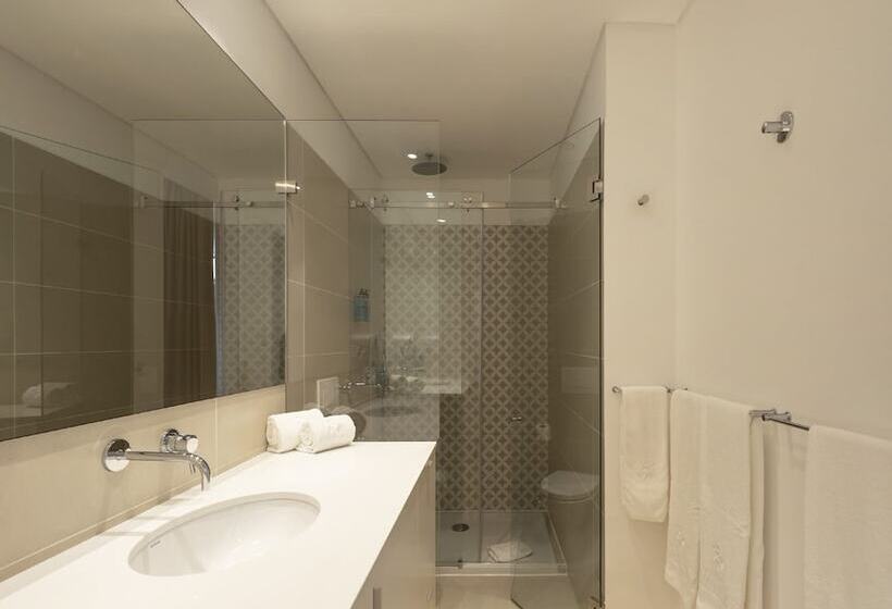 Lisbon Serviced Apartments Santos