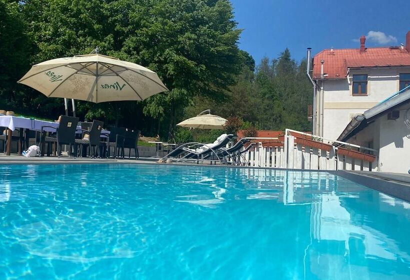 Uniqhotel česky šternberk