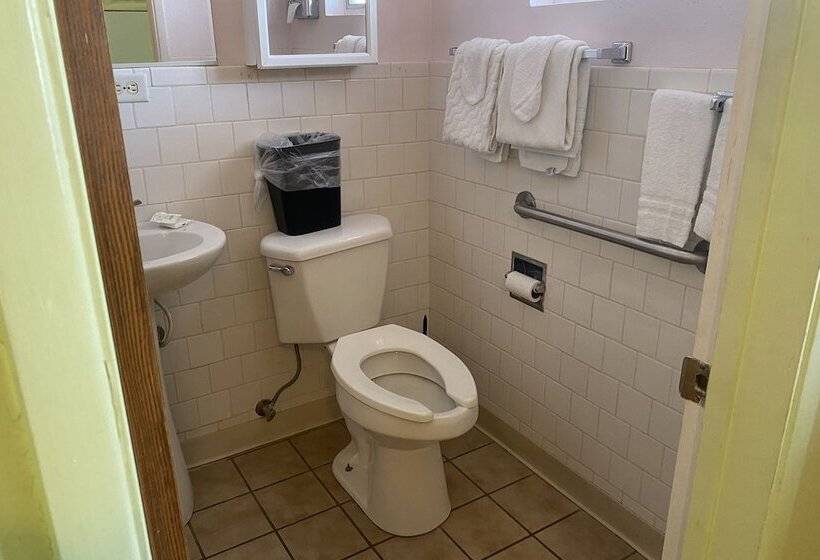 Desert Grove Resort Motel