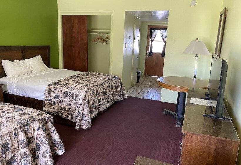 Desert Grove Resort Motel