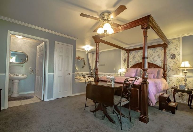 Dickey House Bed & Breakfast