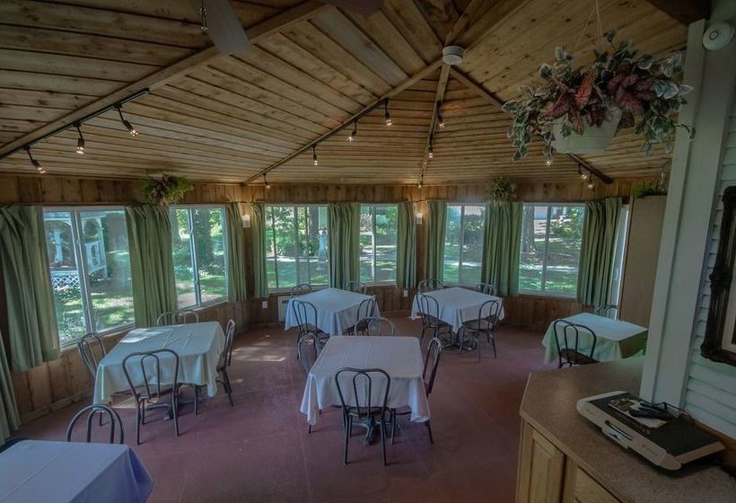 Dickey House Bed & Breakfast