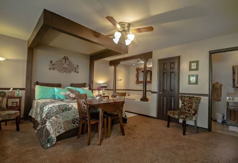 Dickey House Bed & Breakfast